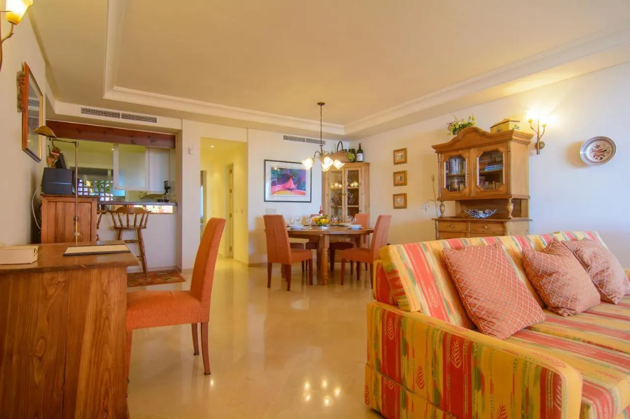First Line Menara Beach Apartment Estepona